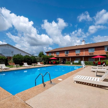 Red Roof Inn Meridian Exterior photo