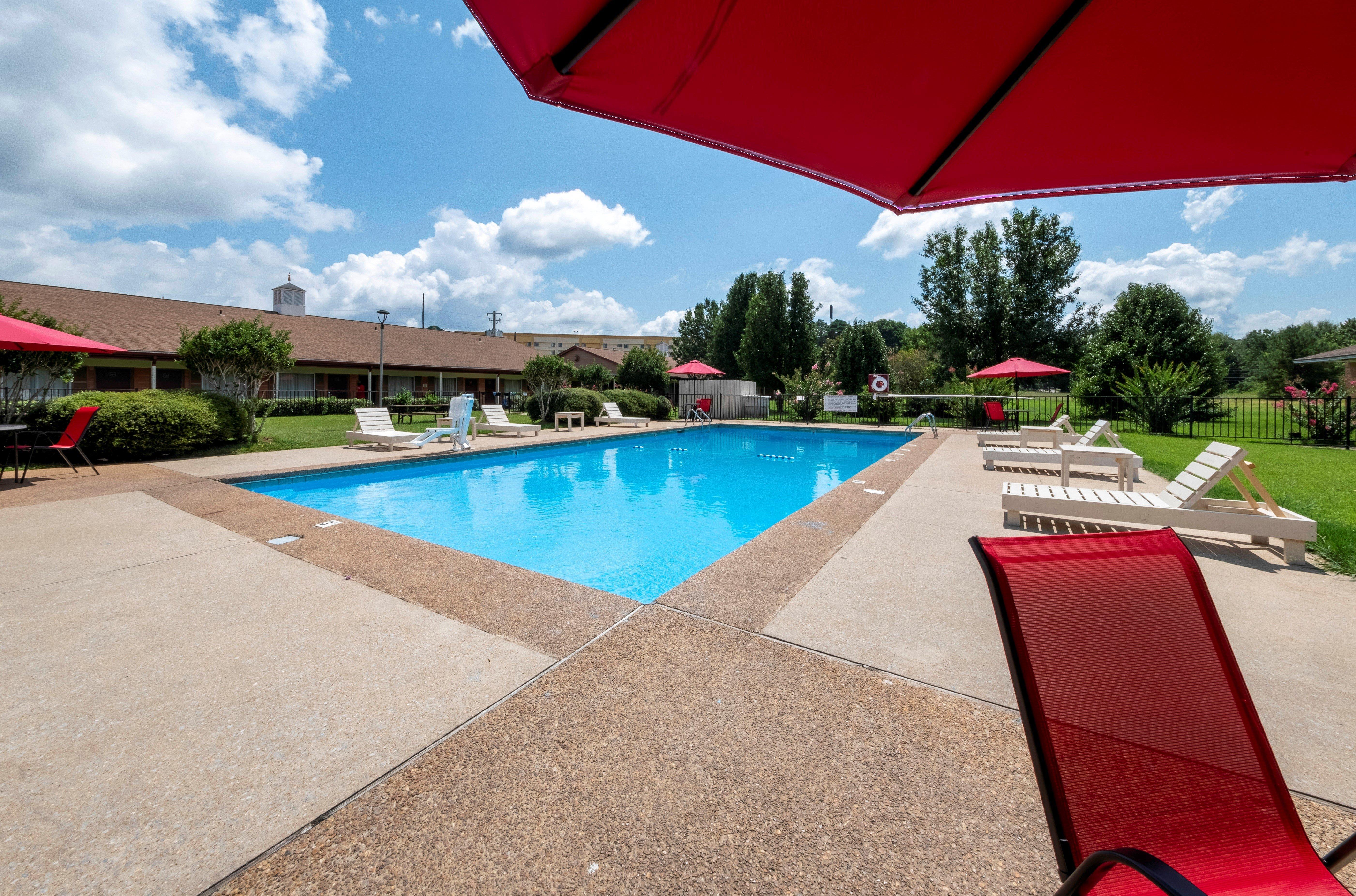Red Roof Inn Meridian Exterior photo